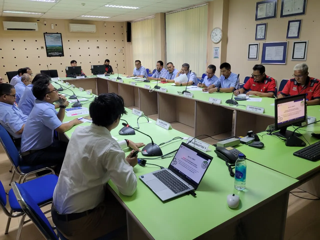 Contractor safety verification in the field